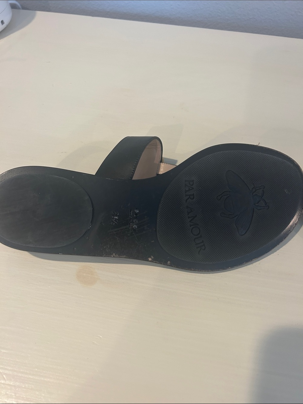 Gucci Black Leather Sandals with Gold Double-G Logo - Picture 4 of 5